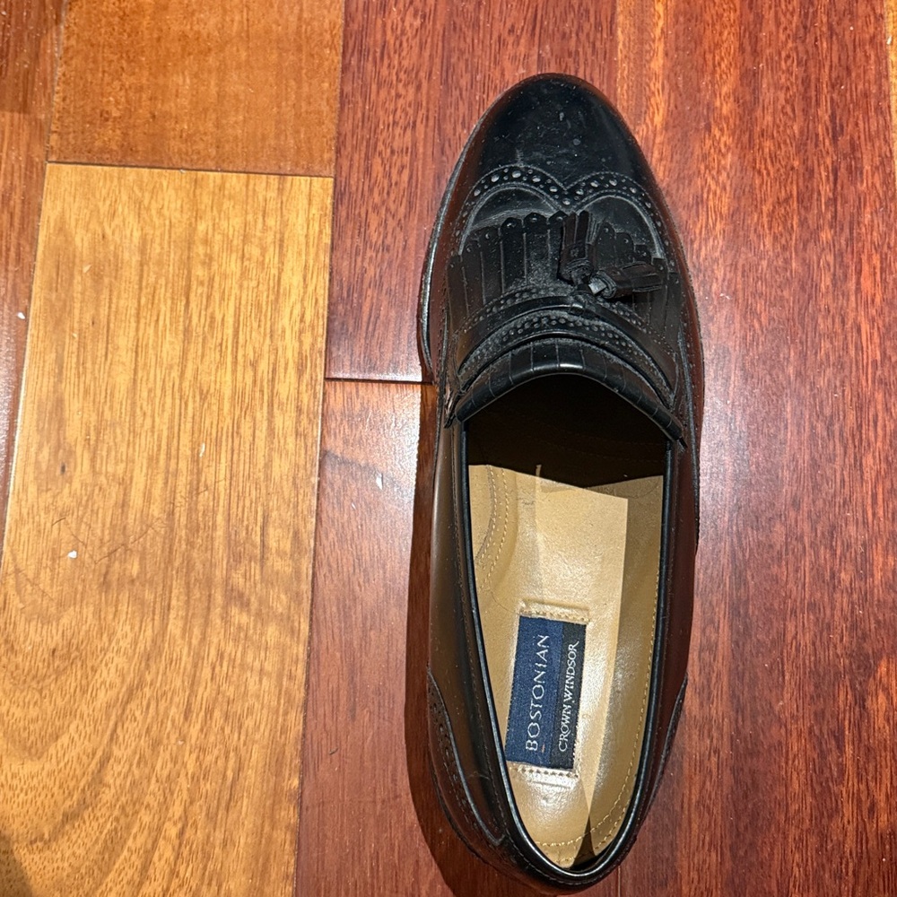 Men's Bostonian Leather Tassel Black Loafer Dress Shoes Slip on  10.5 Shoe Trees - Picture 9 of 16